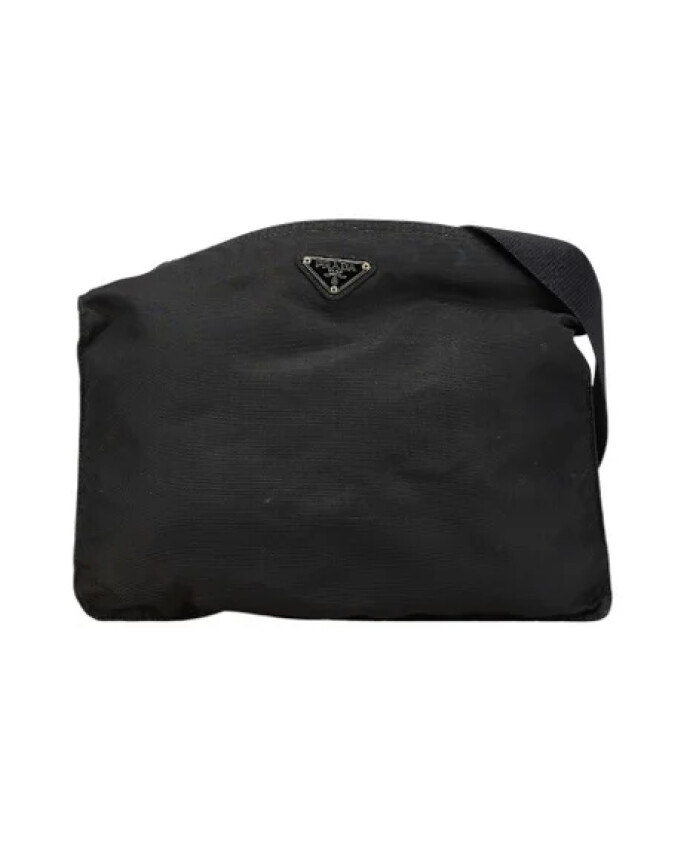 pre-owned-nylon-sacs-prada