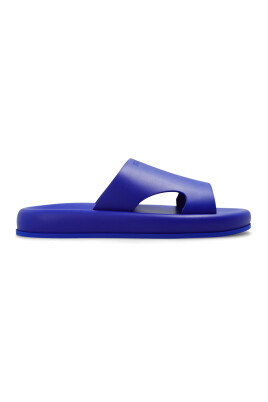 dolce-platform-slides