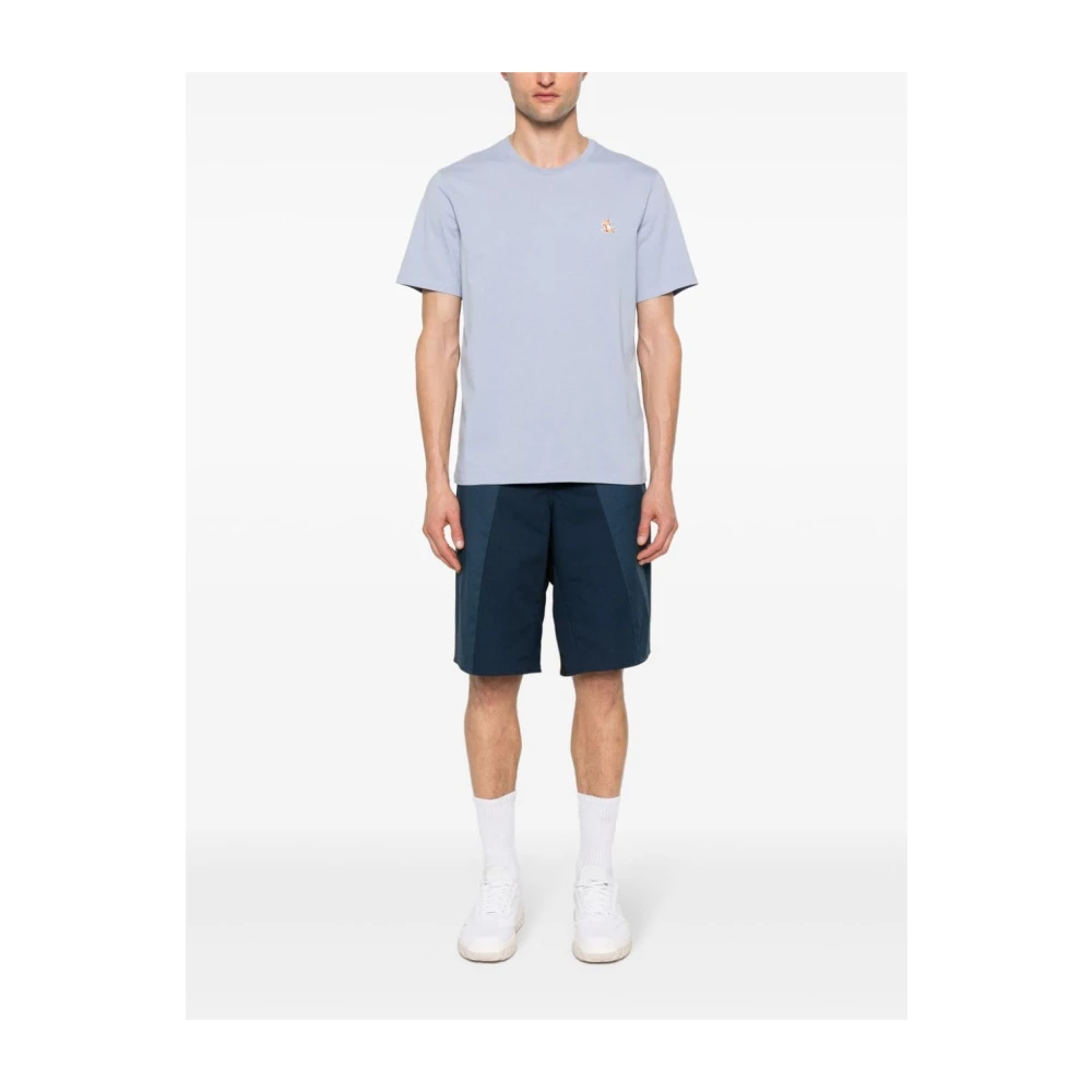 Maison Kitsuné Clear Blue T-shirts en Polos met Chillax Fox Patch Blue Heren