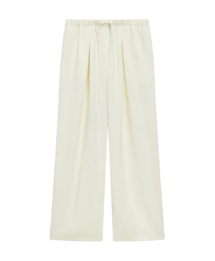 pantalon-a-jambes-larges-et-plis-sur-le-devant