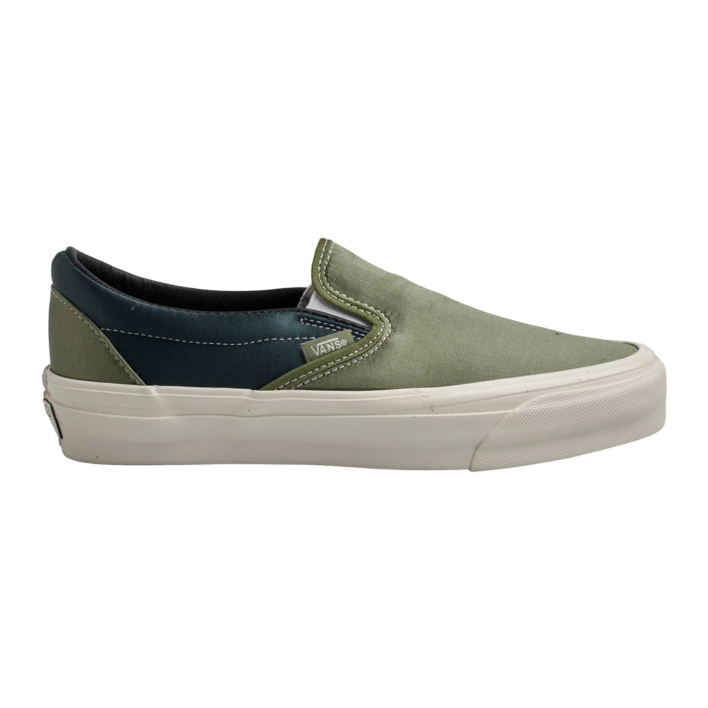 Vans Satin Slip-On Sneakers met Premium Finish Heren Schoenen Groen