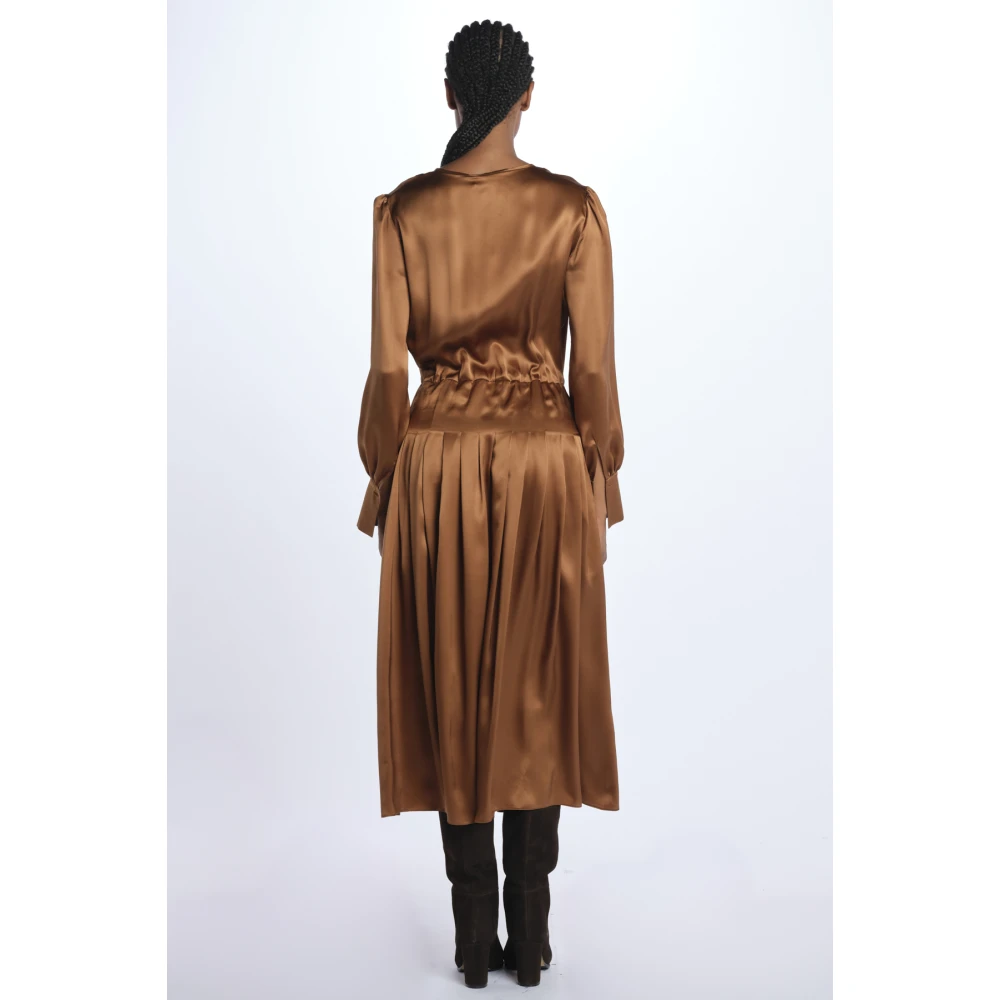 Crida Milano Zijden jurk met lange mouwen in bruin Brown Dames