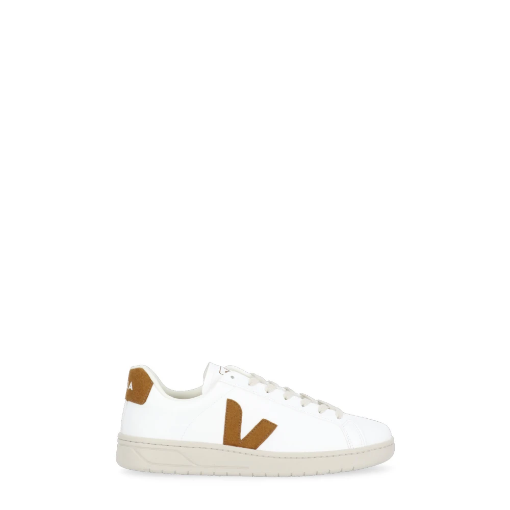 Veja Witte Eco-Leren Sneakers Ronde Neus Logo Heren Schoenen