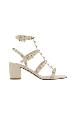 rockstud-sandal-i-vitello-plum