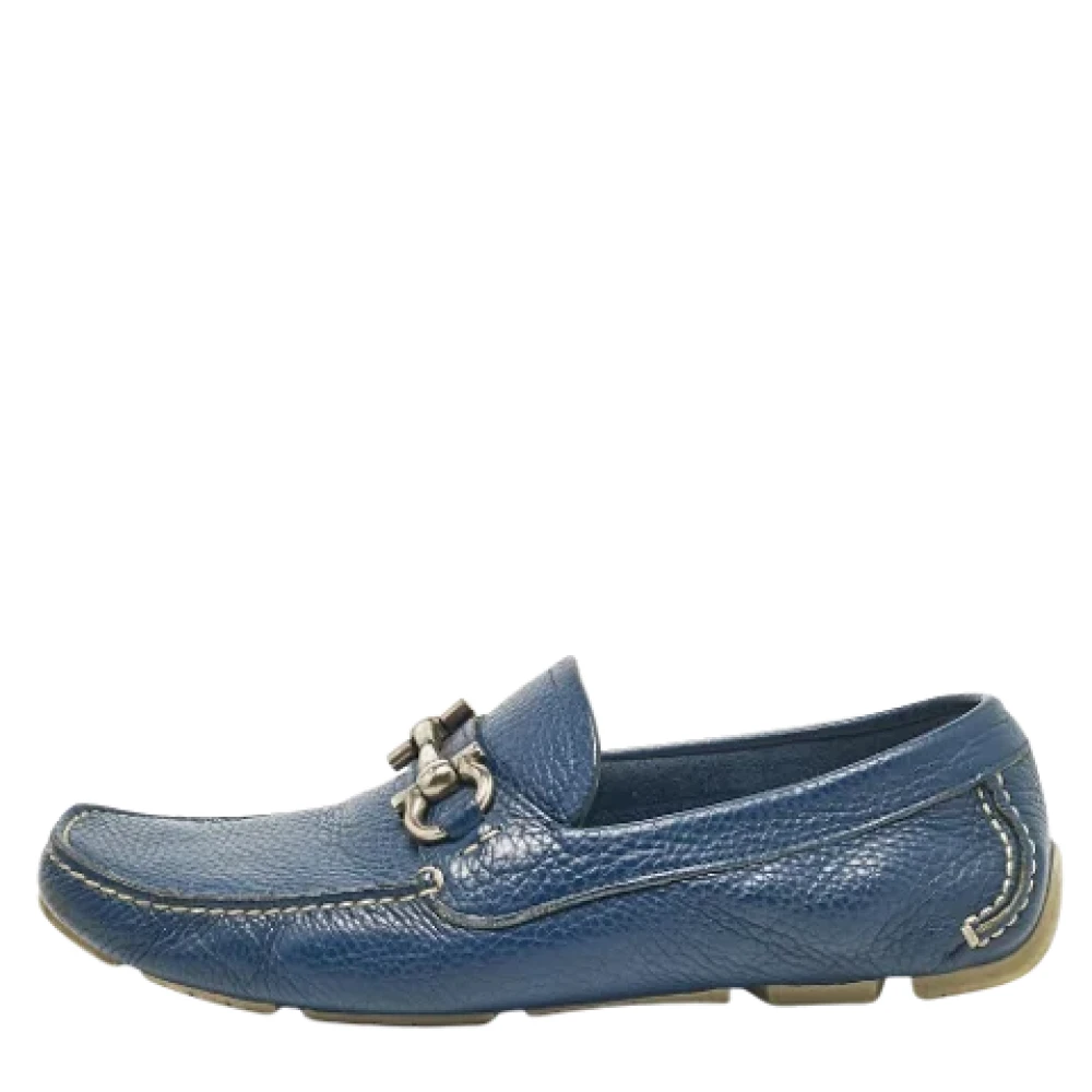 Salvatore Ferragamo Pre-owned Leather flats Blue Heren