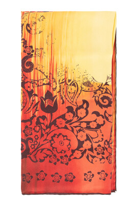 multicolor-sun-graphic-bandana