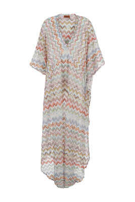 robe-de-couverture-en-dentelle-blanche