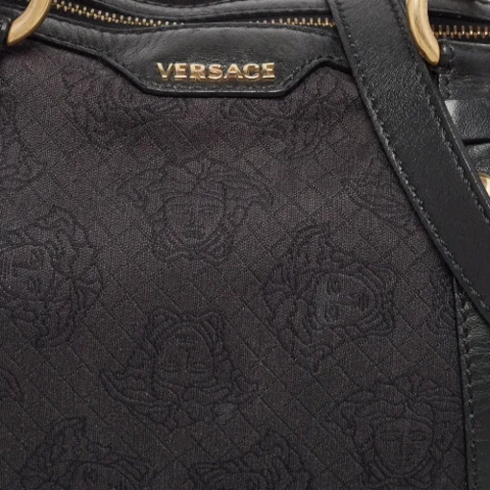Versace Pre-owned Canvas totes Black Dames