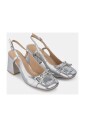 heeled-shoes-stirrup-heels
