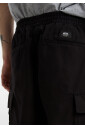 cargo-loose-short