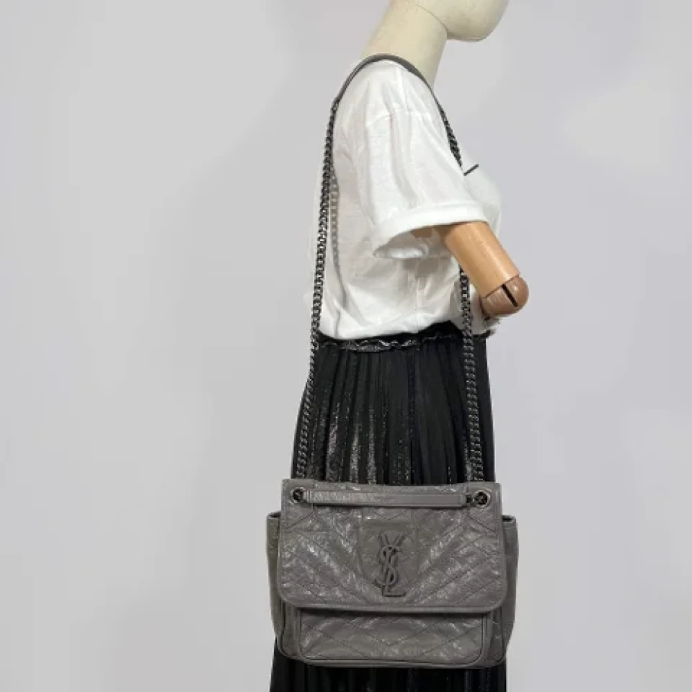 Yves Saint Laurent Vintage Pre-owned Leather shoulder-bags Gray Dames