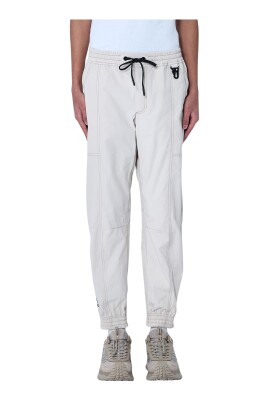 pantalon-cargo-en-nylon-avec-logo-patch