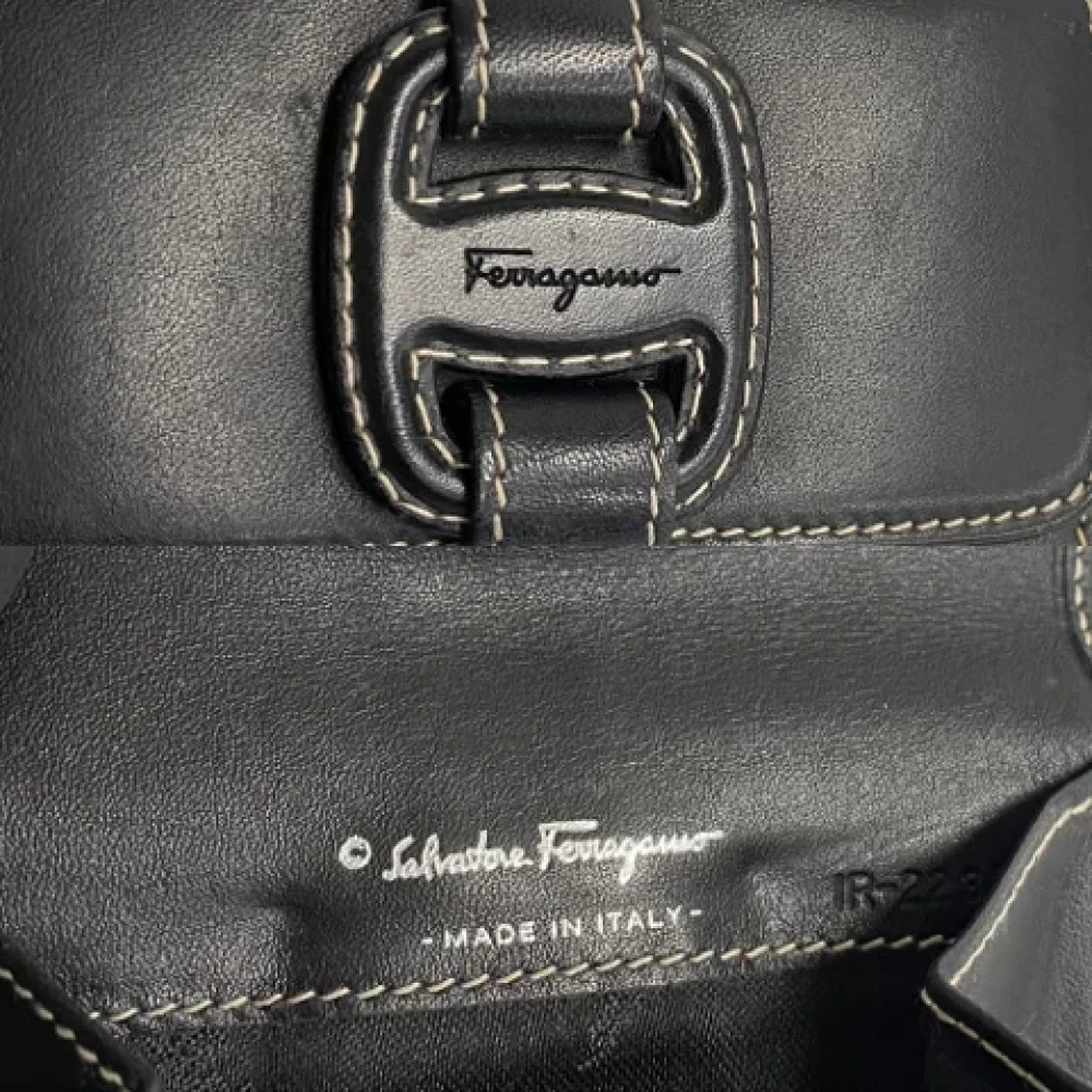 Salvatore Ferragamo Pre-owned Leather wallets Black Dames