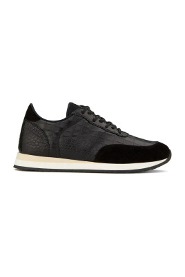 black-mens-leisure-sneakers
