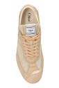 sneakers-kick
