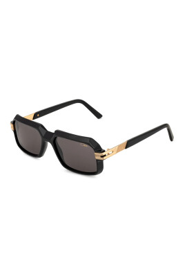 black-gold-sunglasses-stylish-model