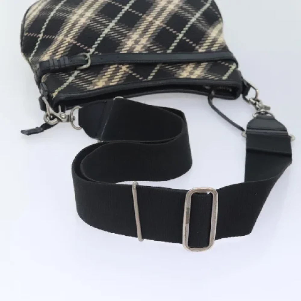 Burberry Vintage Pre-owned Canvas shoulder-bags Black Dames