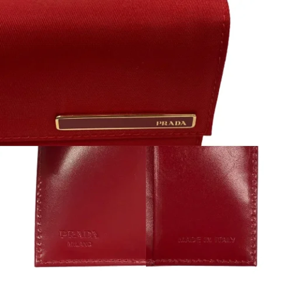 Prada Vintage Pre-owned Nylon wallets Red Dames