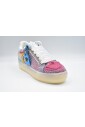 chaussures-plates-rouges-en-daim