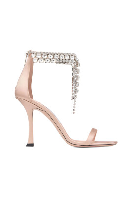 chaussures-beige-a-talon-aiguille-et-bout-ouvert