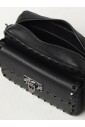 zwarte-studs-schoudertas