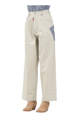 pantalon-casual-beige-avec-detail-logo