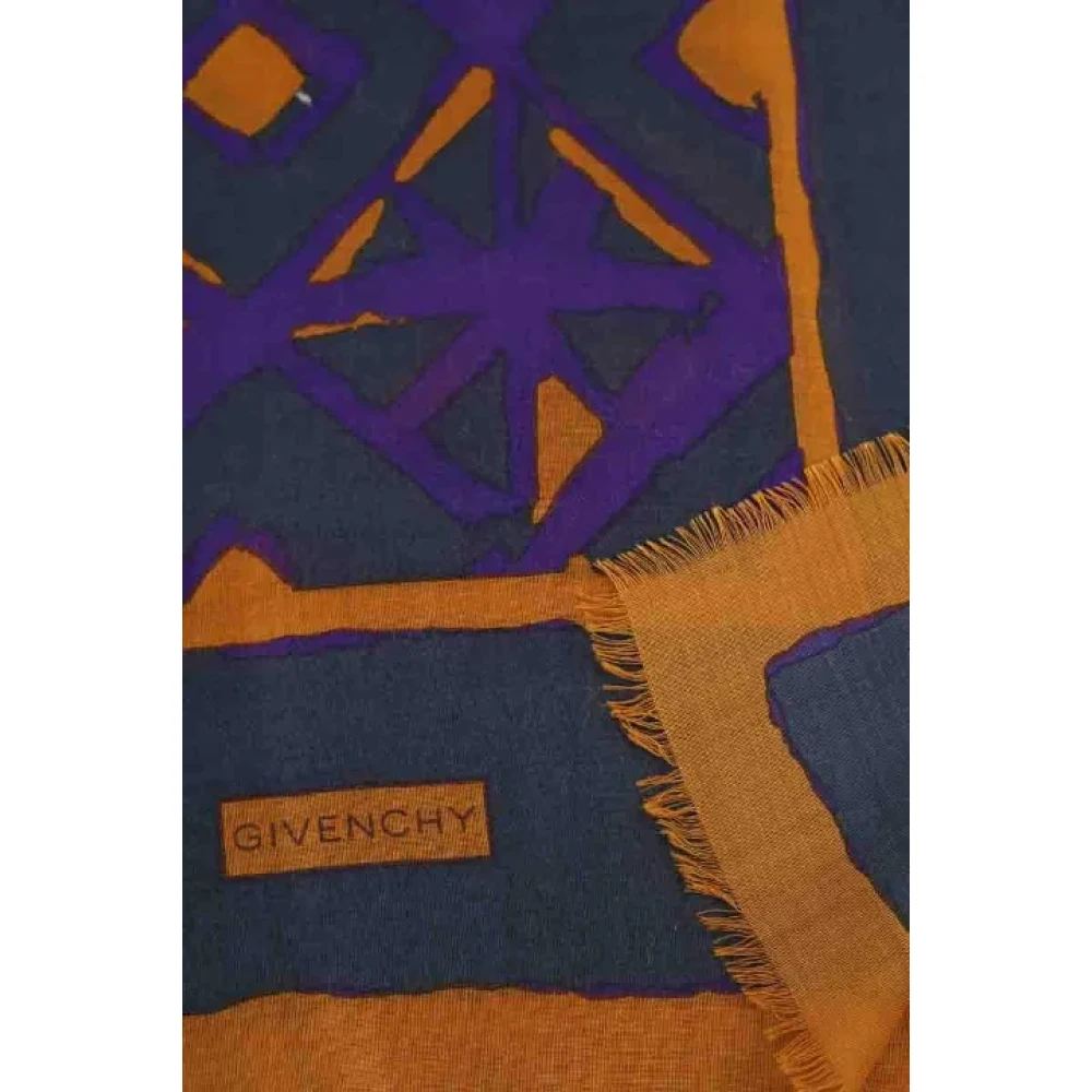 Givenchy Pre-owned Wool scarves Multicolor Dames