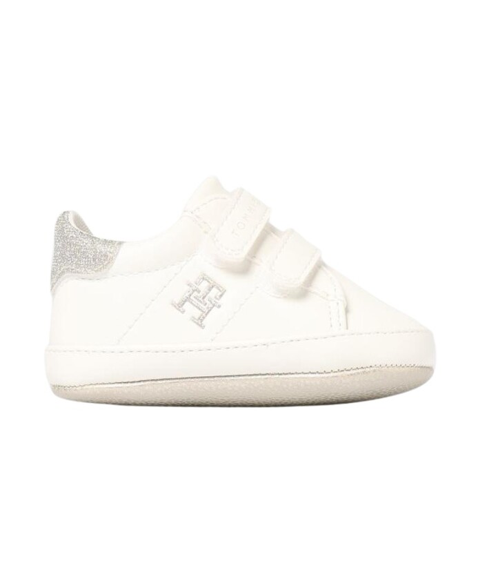 white-glitter-soft-sole-baby-shoes