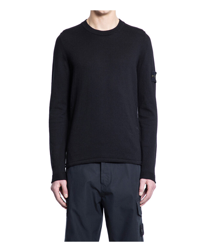 black-cotton-knit-crew-neck-sweater