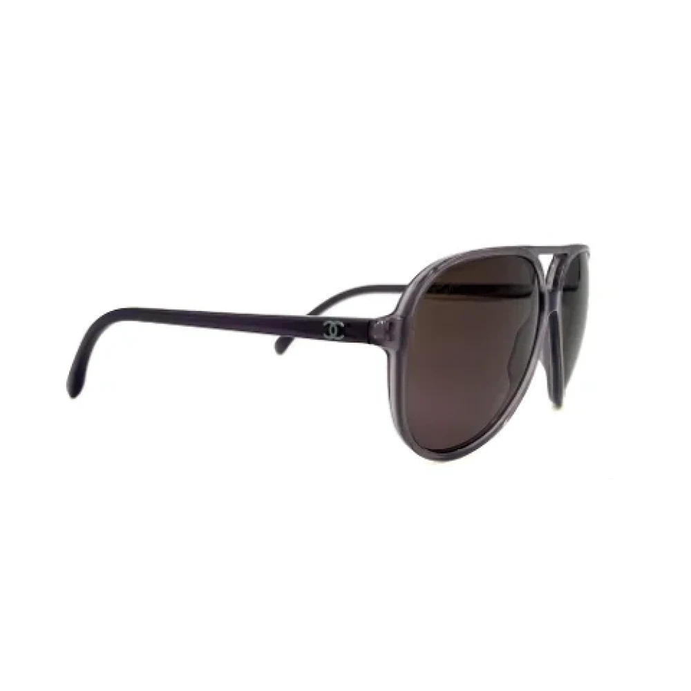 Chanel Vintage Pre-owned Plastic sunglasses Purple Dames
