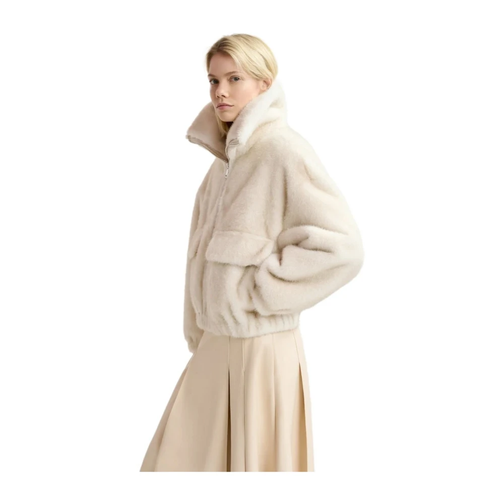 Essentiel Antwerp Witte Nep Bont Bomberjack Beige Dames