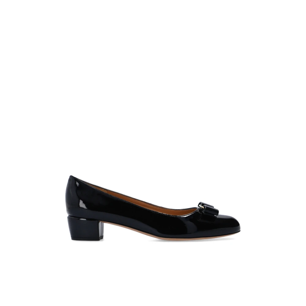 Ferragamo Women's Black Vara Pumps