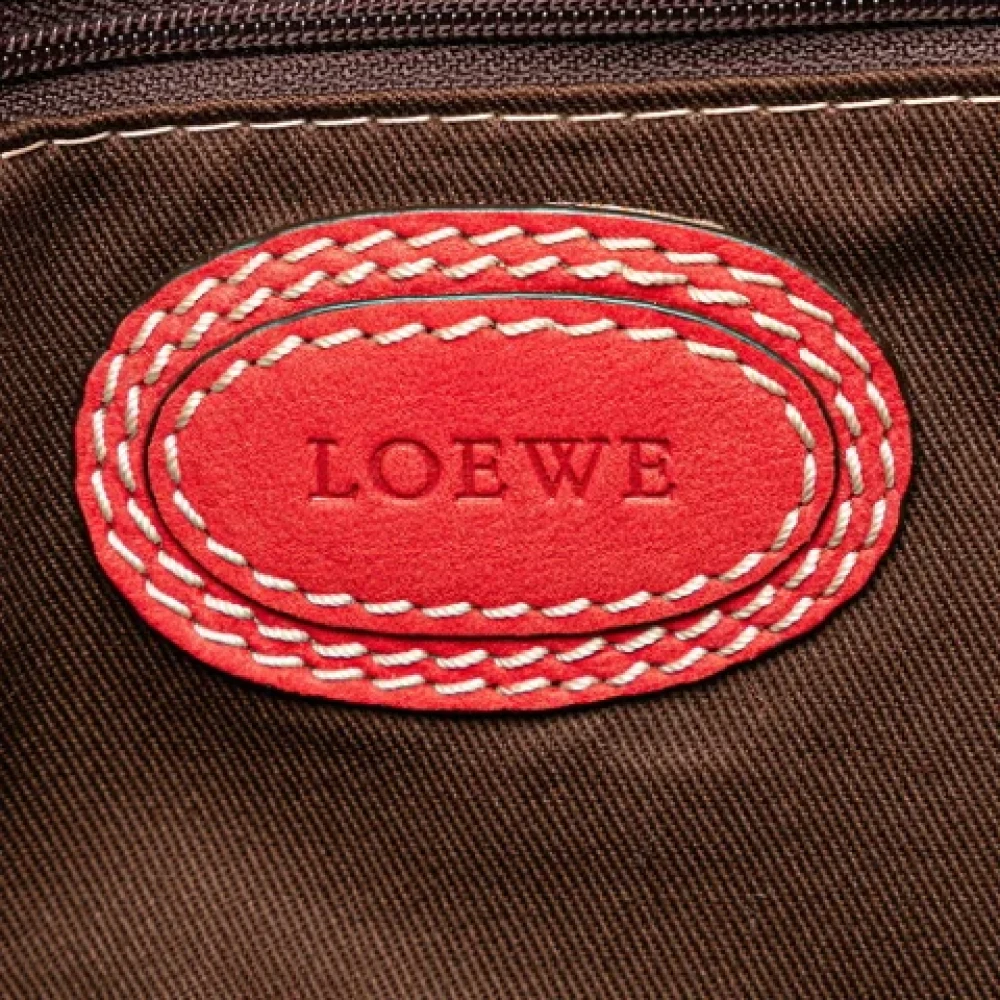 Loewe Pre-owned Leather shoulder-bags Red Dames