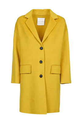 yellow-single-breasted-coat