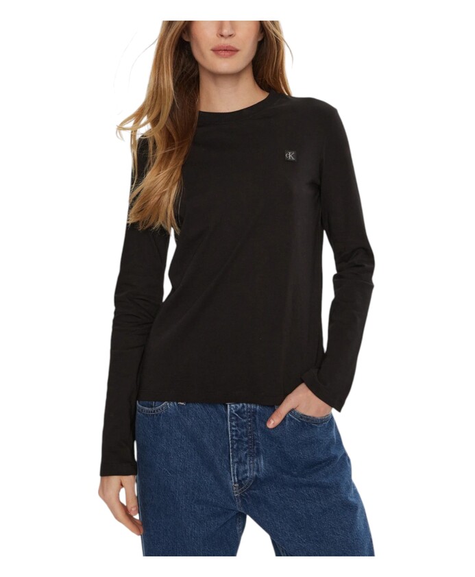 black-long-sleeve-round-neck-t-shirt