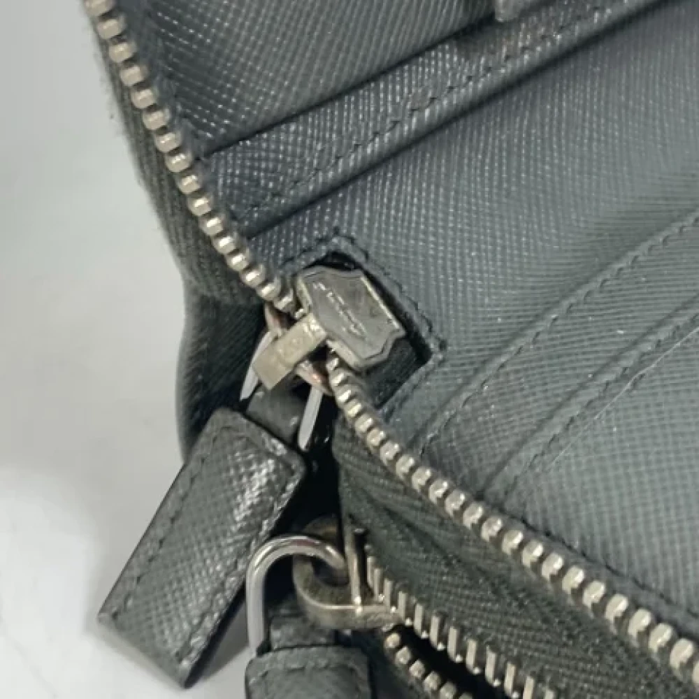 Prada Vintage Pre-owned Leather wallets Gray Dames