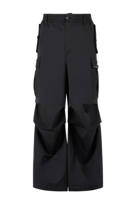 black-cargo-pants