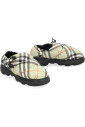 mules-a-motif-matelasse