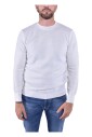 pull-en-laine-avec-pois