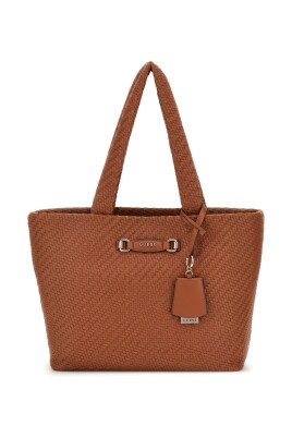 stylish-handbag-with-magnetic-closure