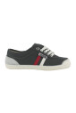 retro-canvas-sneakers