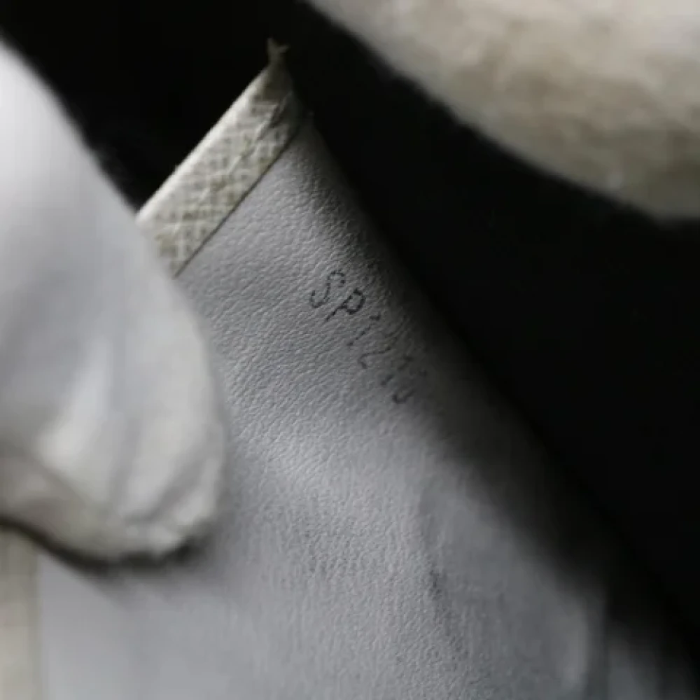 Louis Vuitton Vintage Pre-owned Canvas clutches White Dames