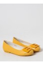 elegantes-ballerines-en-cuir