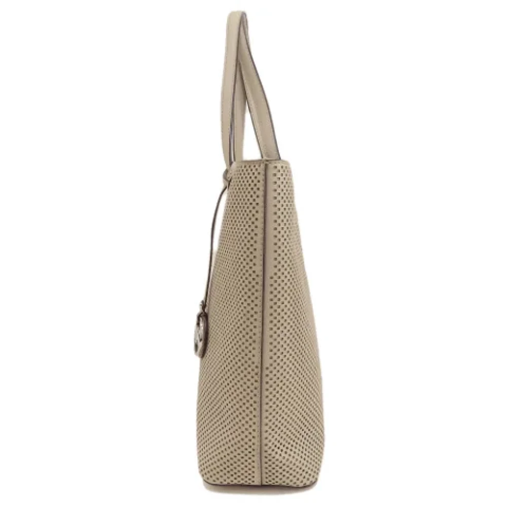 Michael Kors Pre-owned Leather totes Gray Dames
