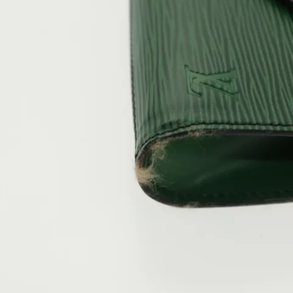 Louis Vuitton Vintage Pre-owned Leather clutches Green Dames