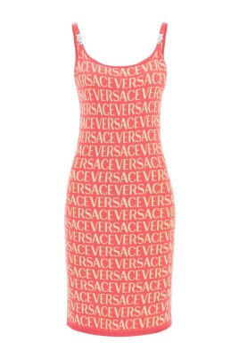 rosa-stickad-klanning-elegant-glamoros-chic