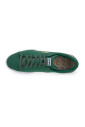 chaussures-classiques-grises-en-daim