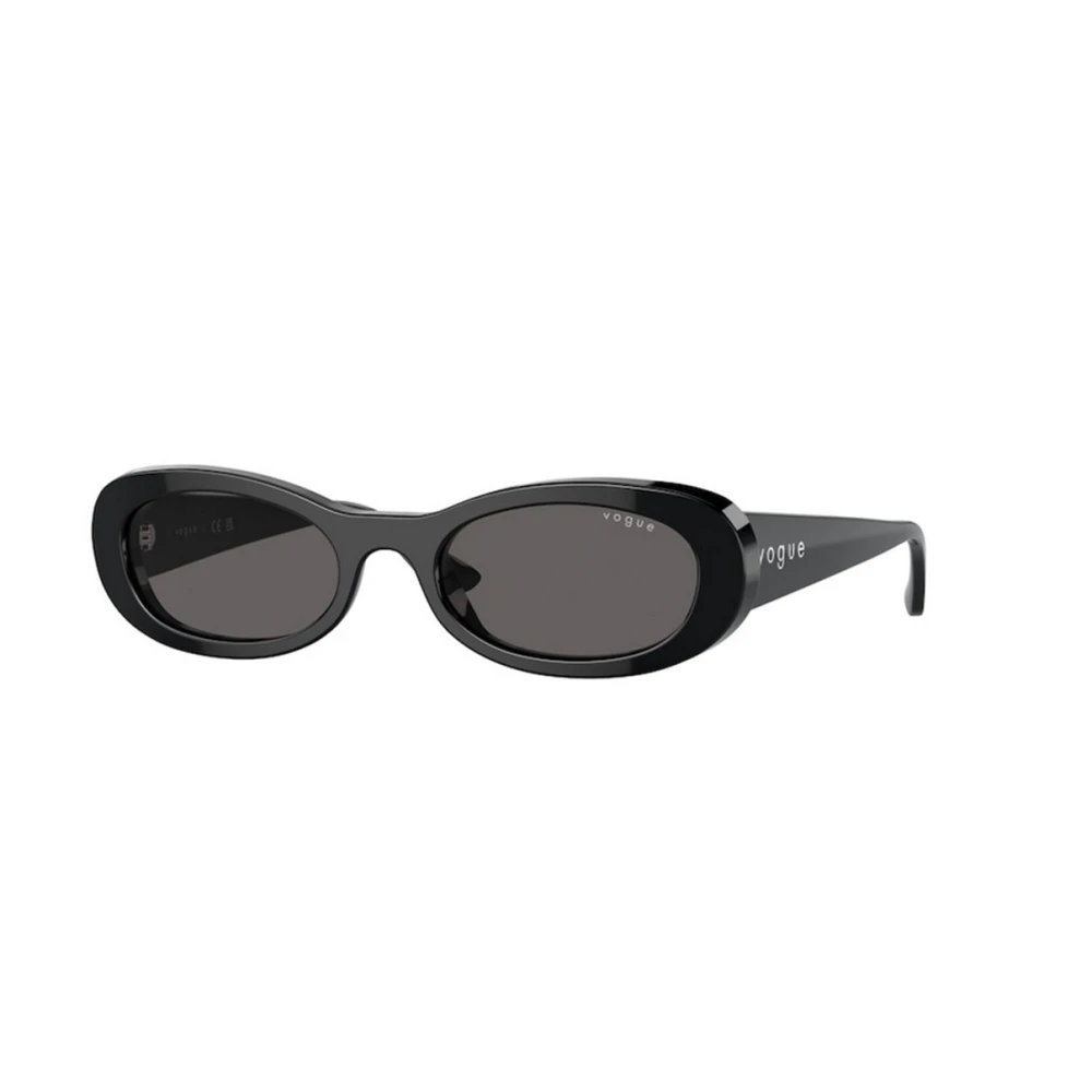 Vogue Eyewear Woman Sunglass VO5582S - Frame color: Black, Lens color: Black Smoke - Image 3