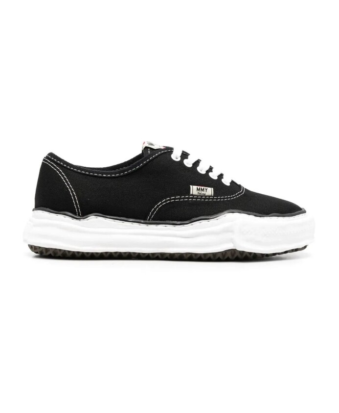 sneakers-basse-en-toile