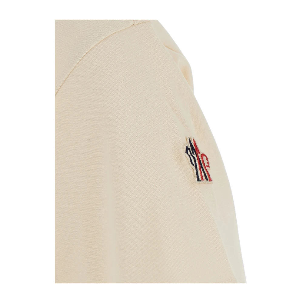 Moncler Wit Logo T-shirt met Mouw Patch Beige Dames